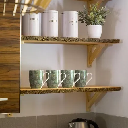 2 Bedroom Awesome In *