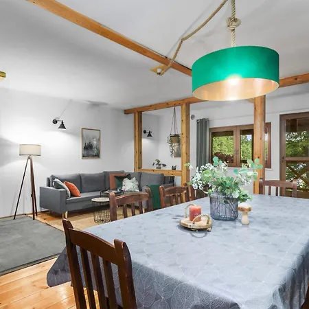 2 Bedroom Awesome In Bobolice *