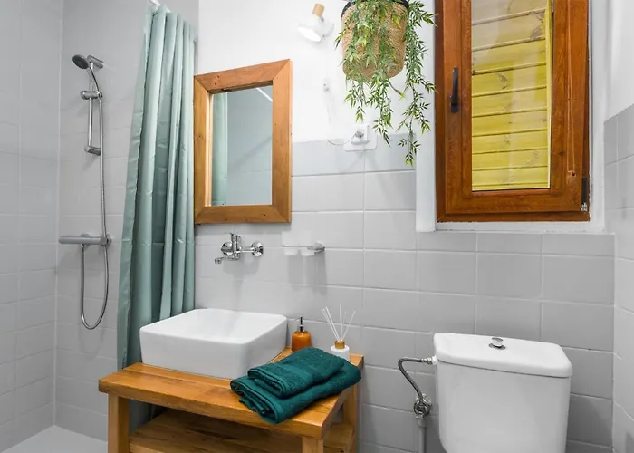 2 Bedroom Awesome In Сasa de vacaciones *