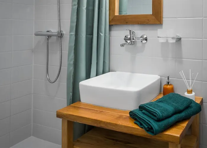 Сasa de vacaciones 2 Bedroom Awesome In