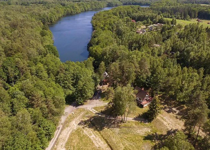 Сasa de vacaciones 2 Bedroom Awesome In Bobolice (Koszalin)