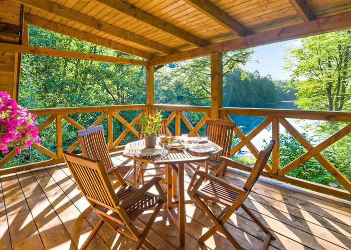 2 Bedroom Awesome In *